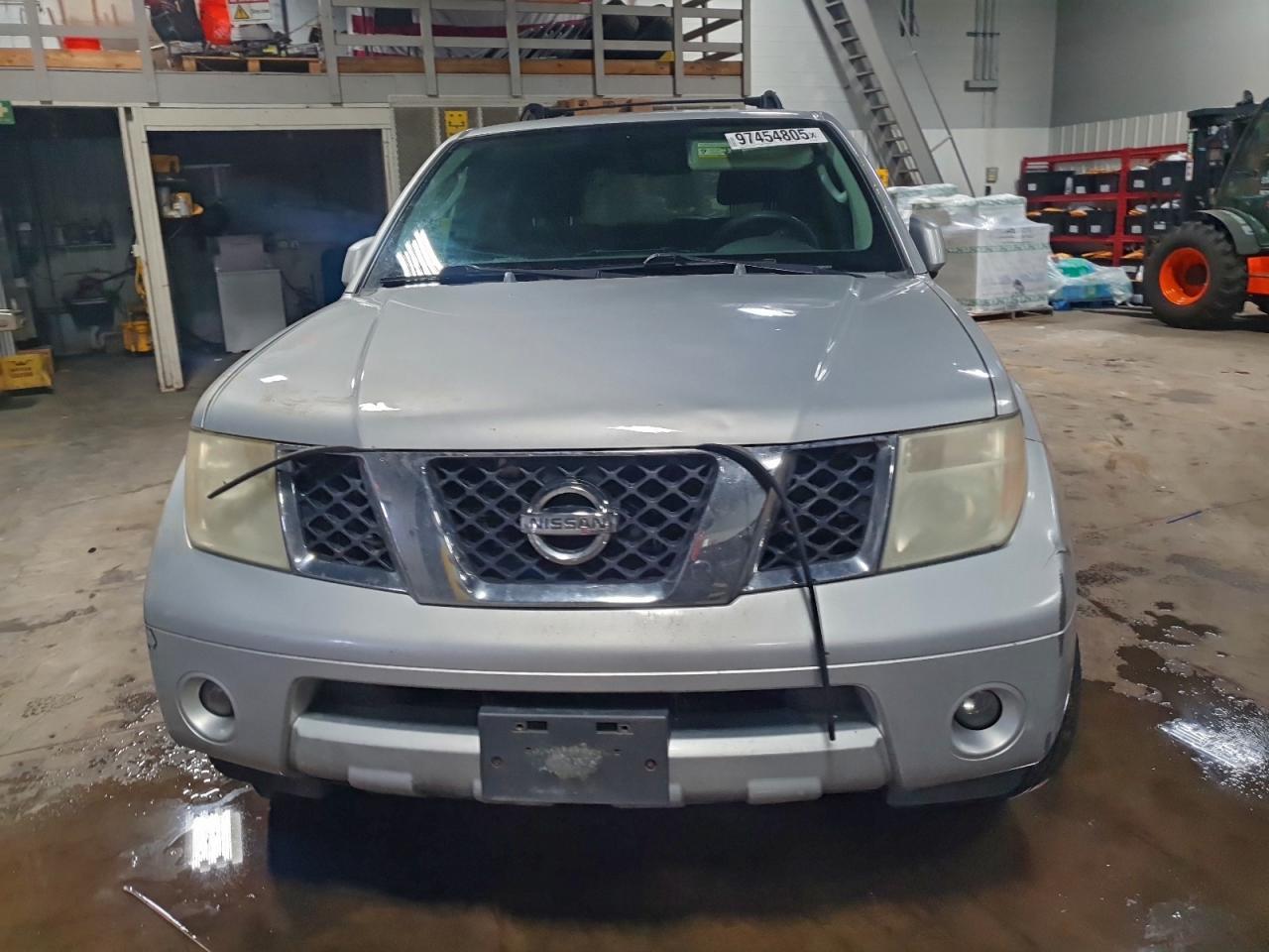 2005 Niss Pathfinder Xe - Фото 5