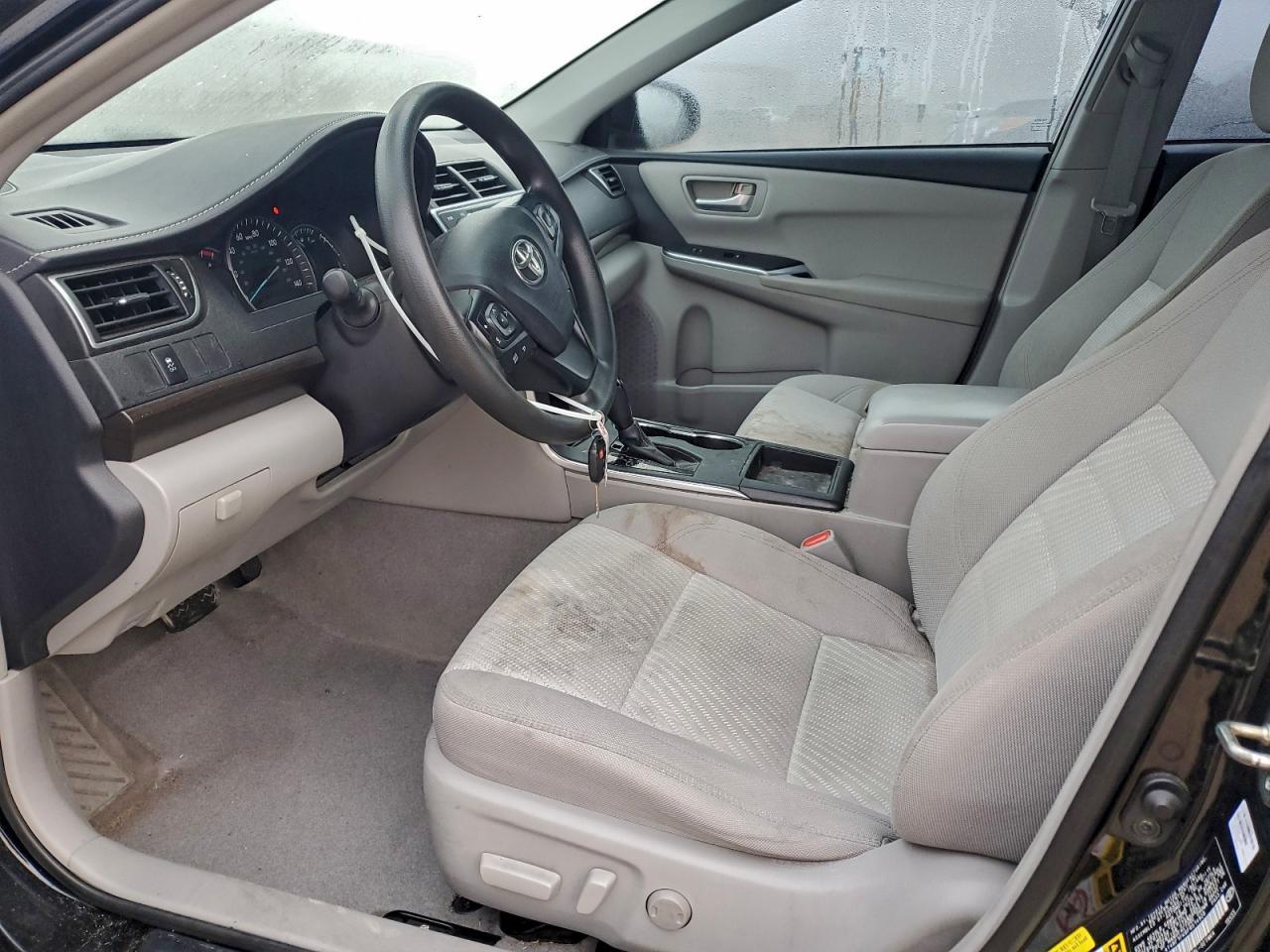 2015 Toyota Camry Le - Image 7