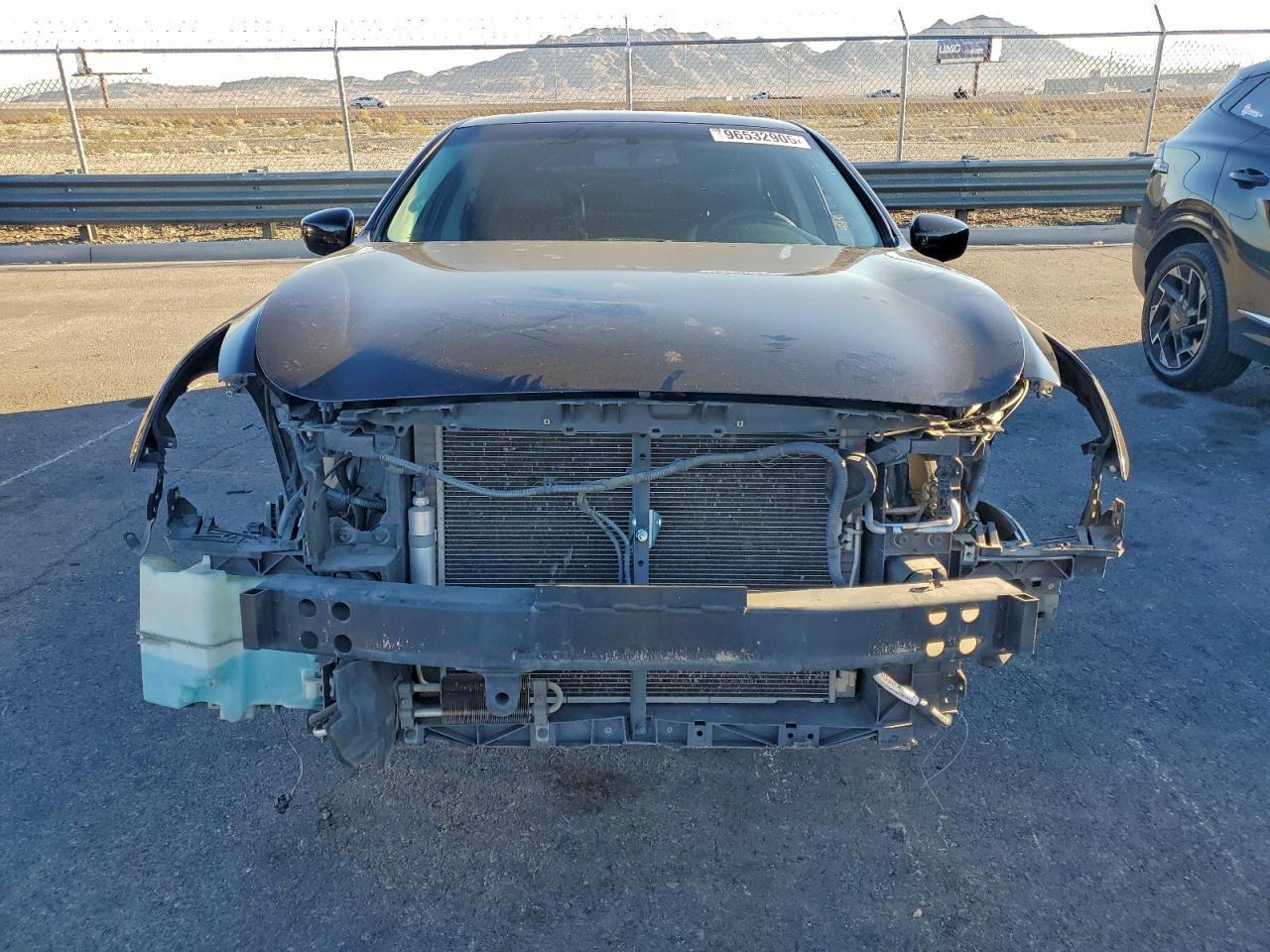 2011 Infiniti G37 Base - Image 5