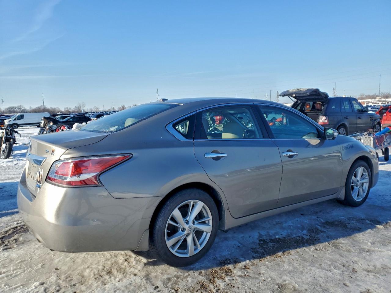 2014 Nissan Altima 2.5 - Фото 3