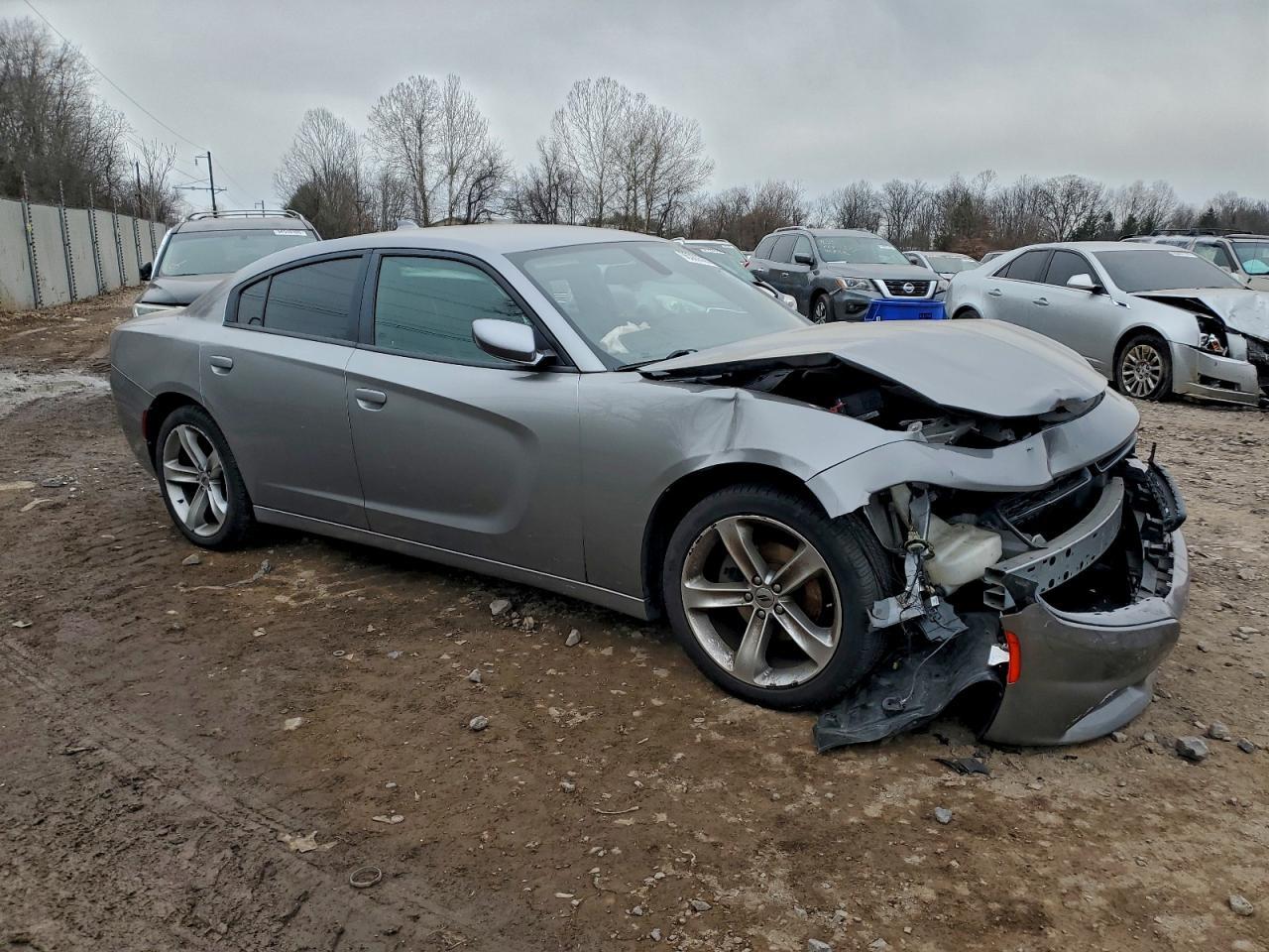 2017 Dodge Charger Sxt - Image 4