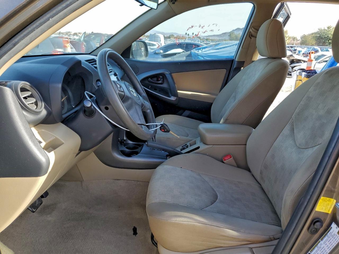 2012 Toyota Rav4 - Image 7