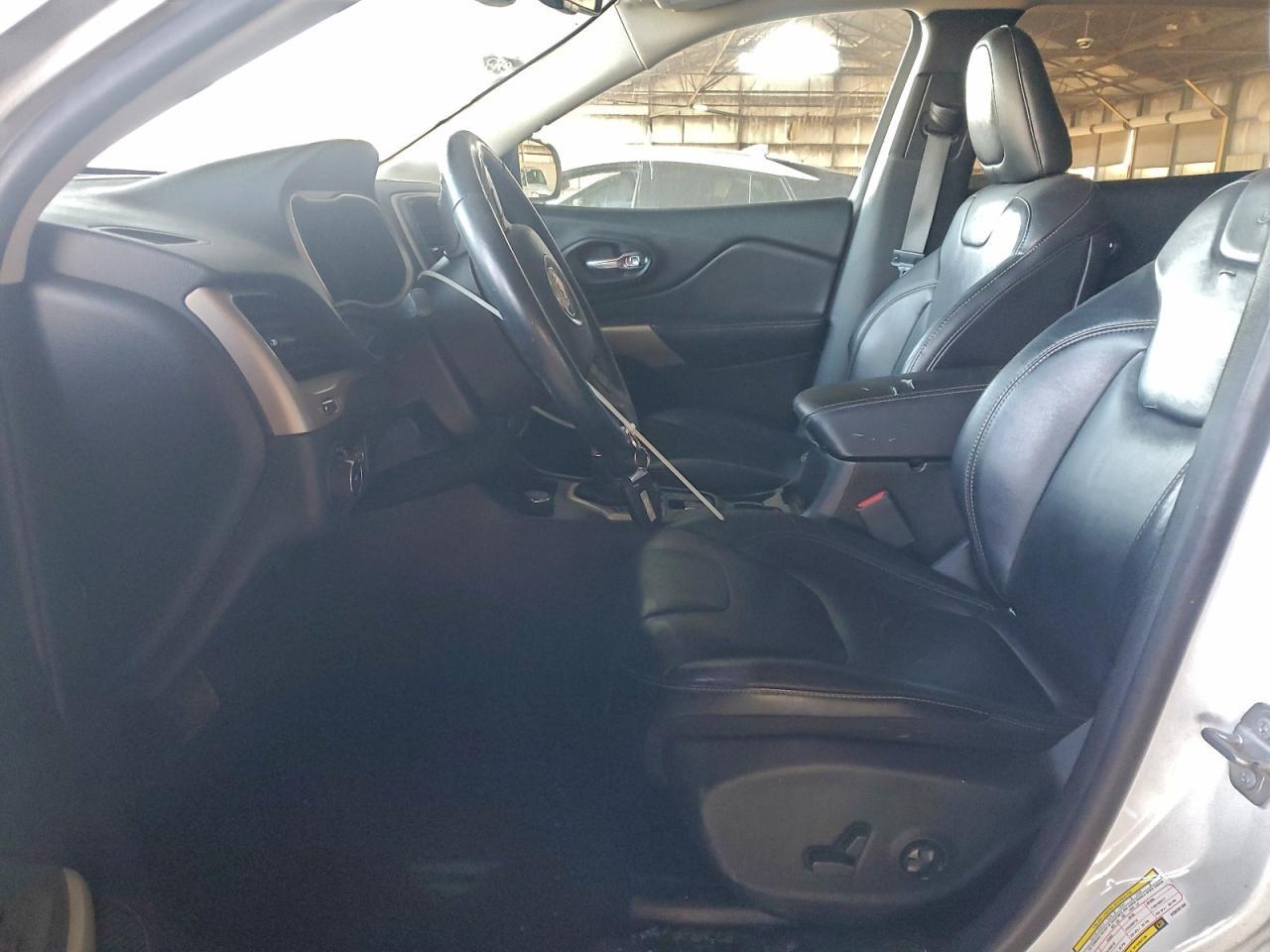 2017 Jeep Cherokee Limited - Image 7