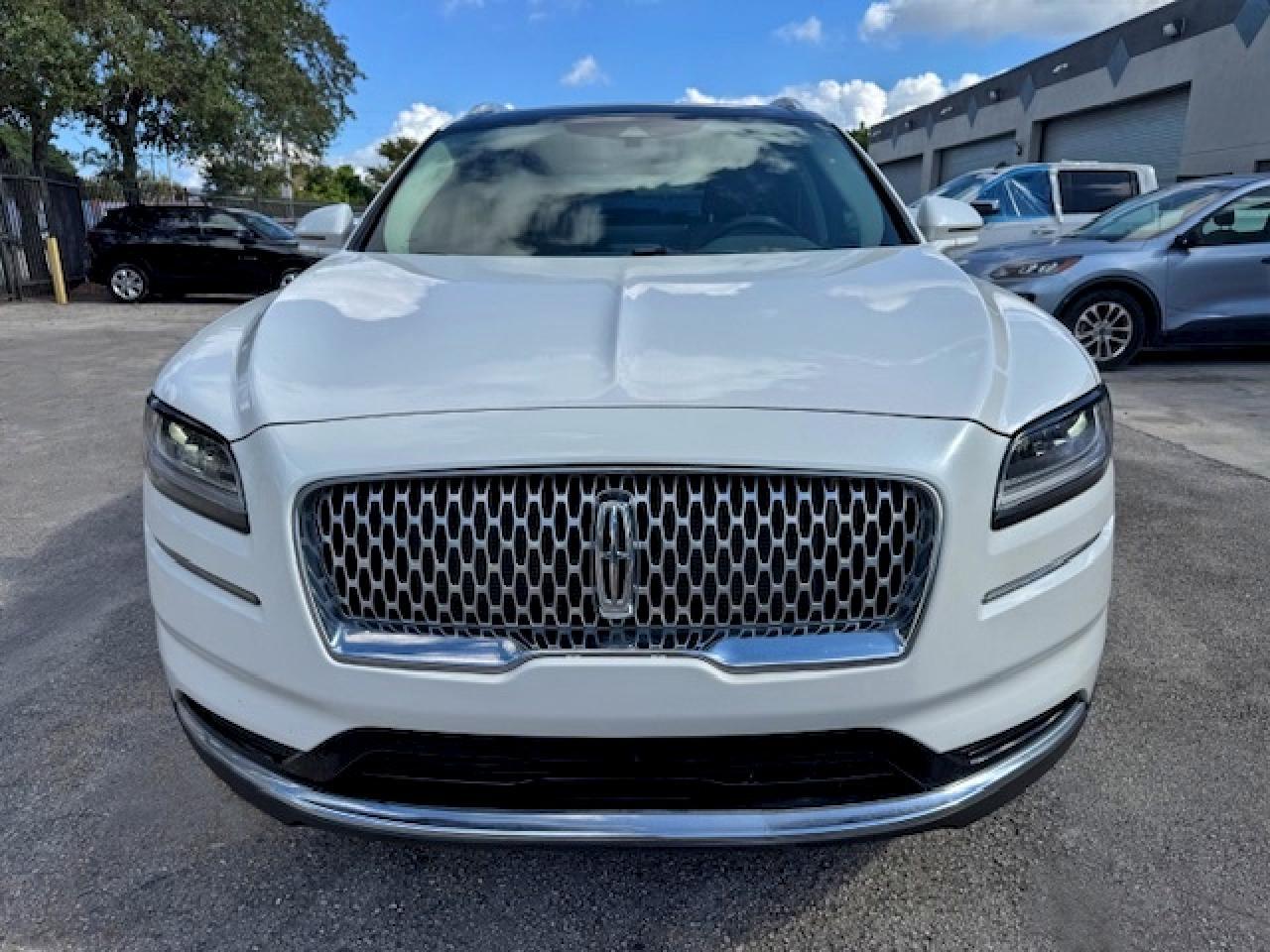 2021 Lincoln Nautilus Reserve - Image 5