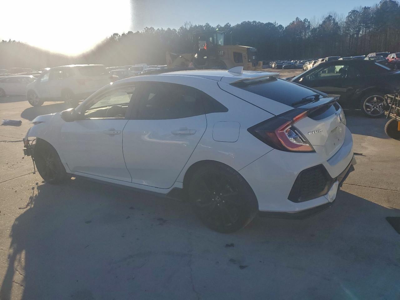 2018 Honda Civic Sport Touring - Image 2