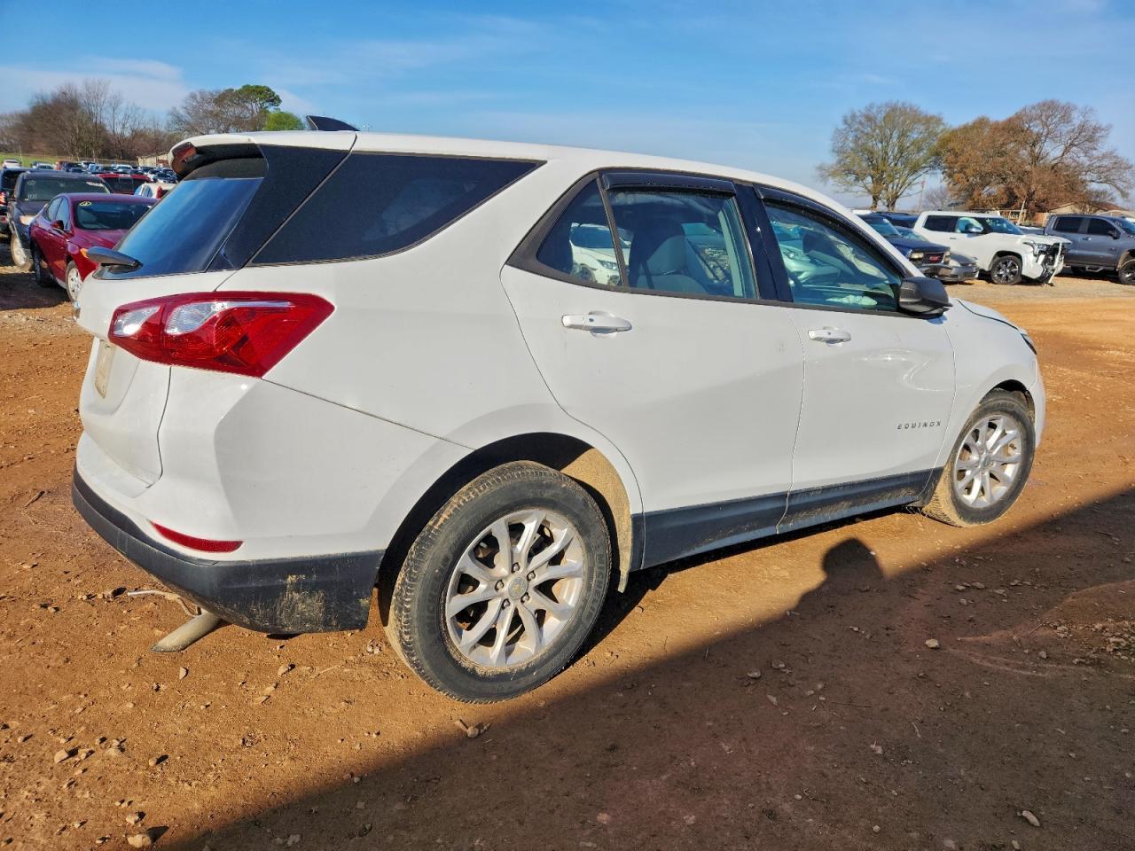 2019 Chevrolet Equinox Ls - Фото 3