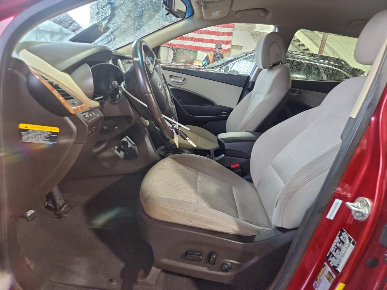 2014 Hyundai Santa Fe Sport 2.4L - Image 7