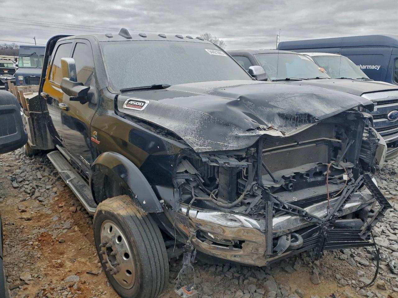 2020 Ram 4500 Cab & Chassis - Image 4