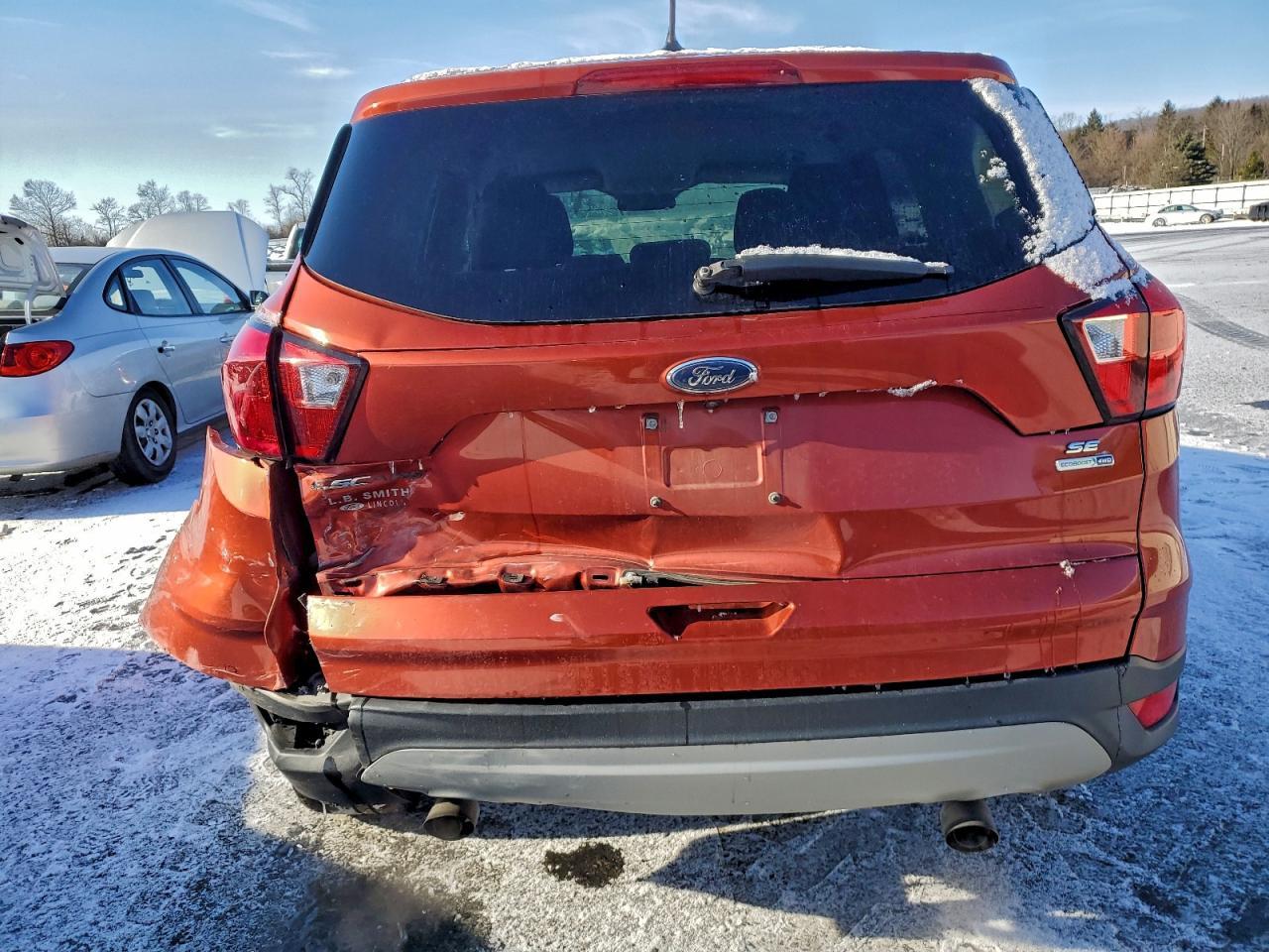 2019 Ford Escape Se - Фото 6