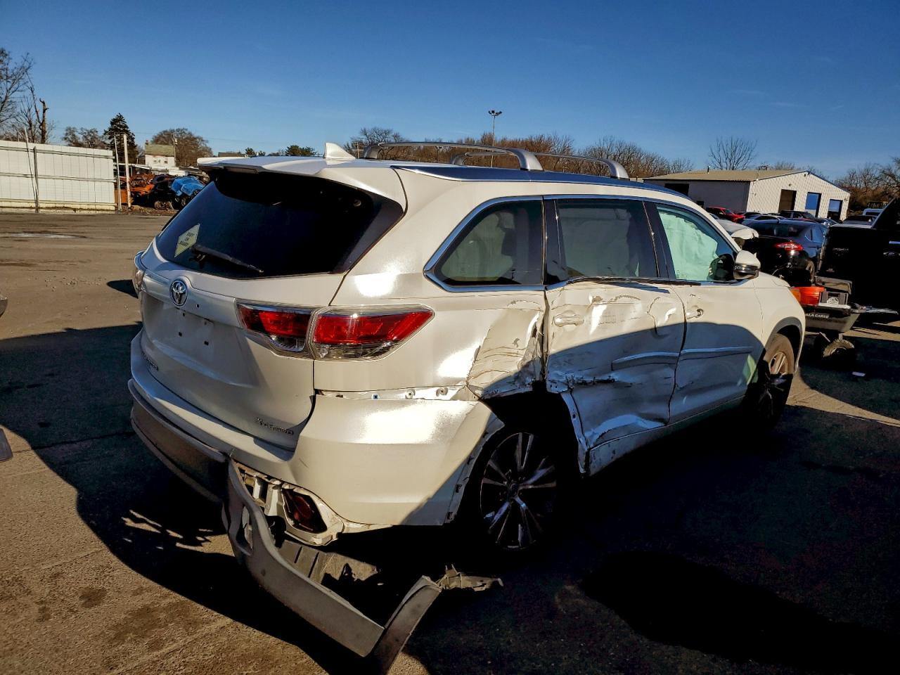 2014 Toyota Highlander Xle - Фото 3