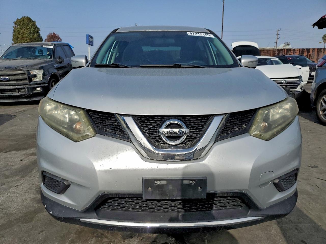 2014 Nissan Rogue S - Image 5