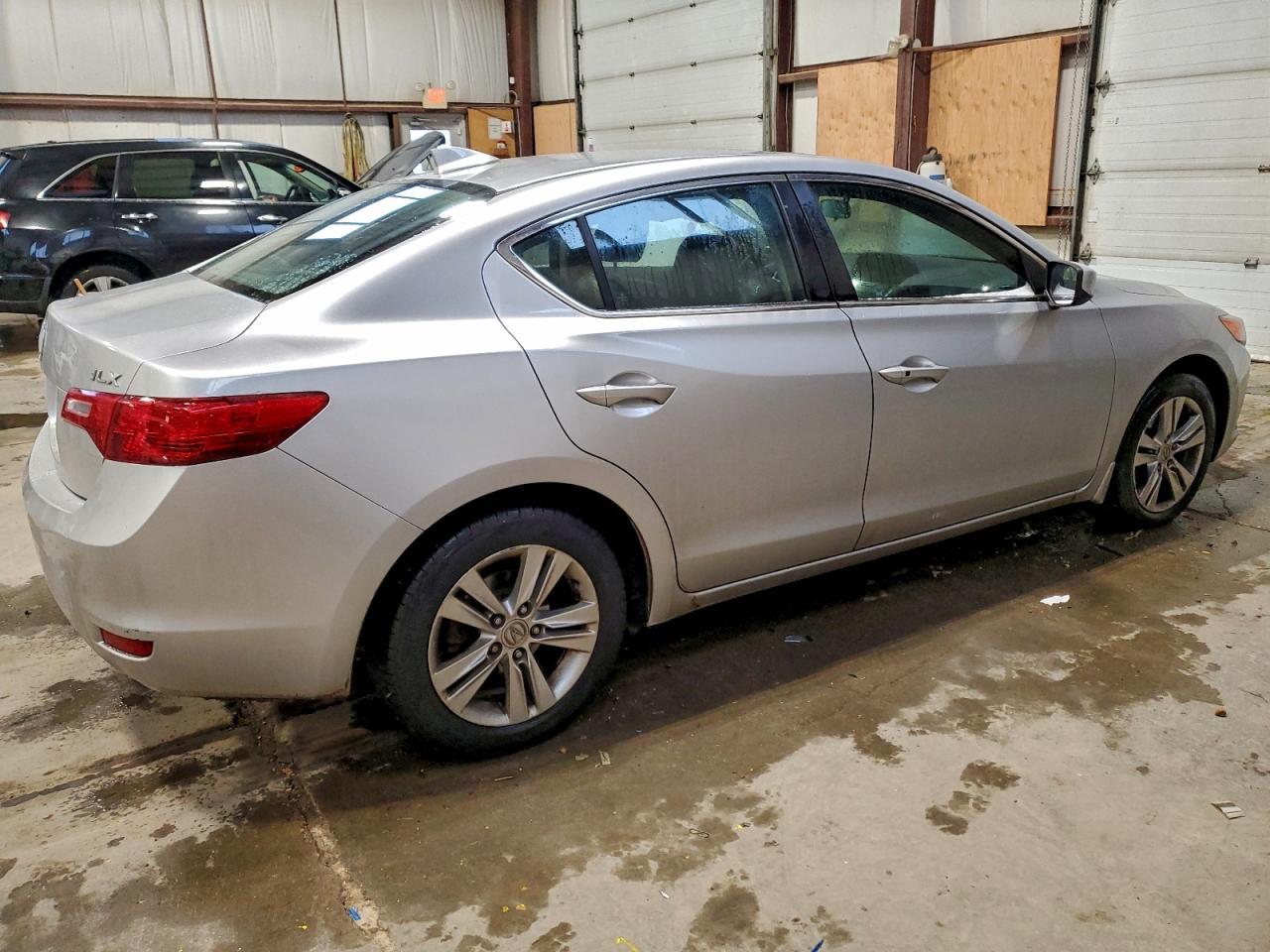 2013 Acura Ilx 20 - Фото 3