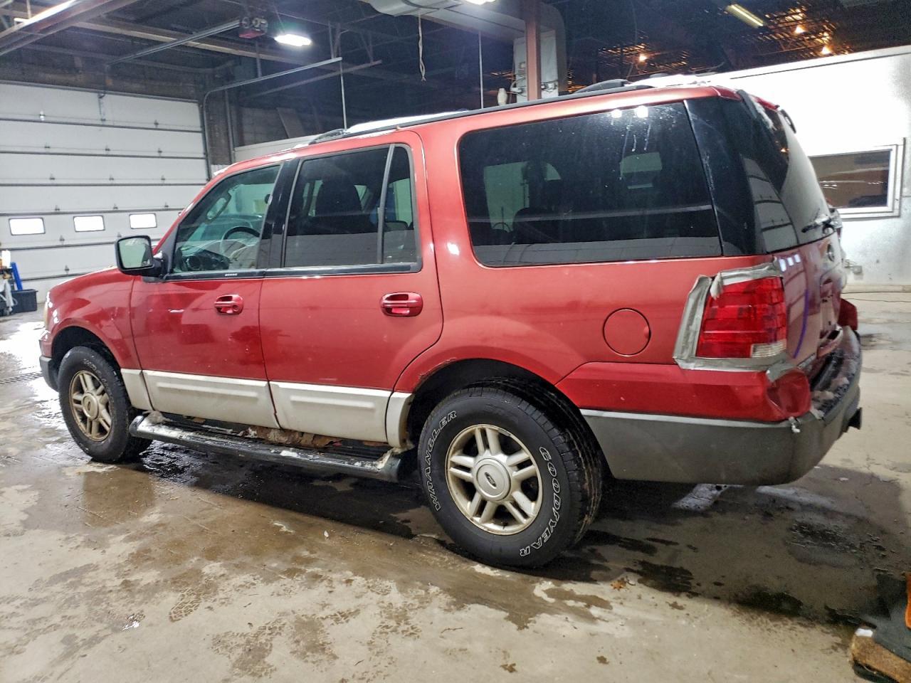 2003 Ford Expedition Xlt - Фото 2