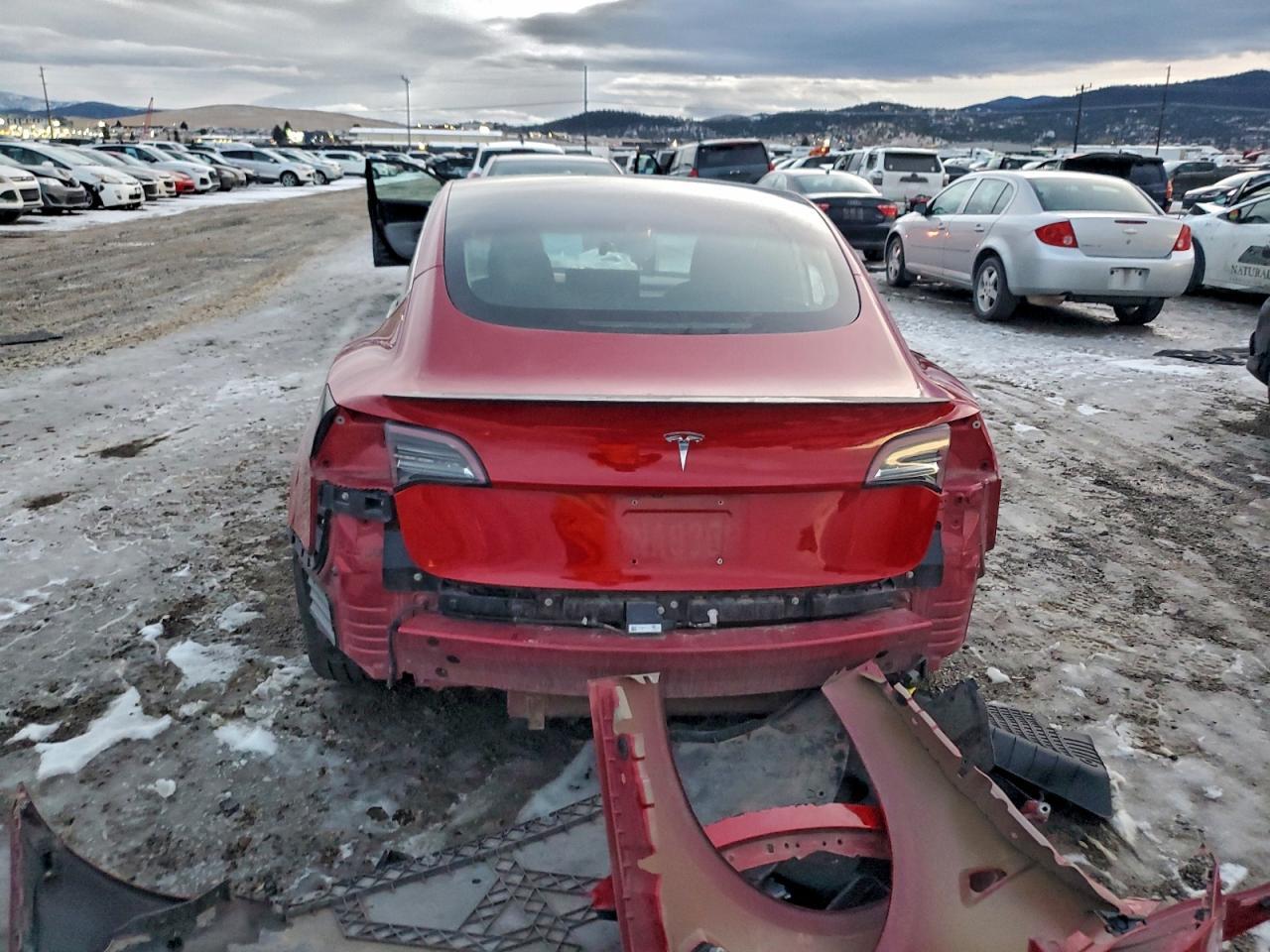 2018 Tesla Model 3 - Фото 6