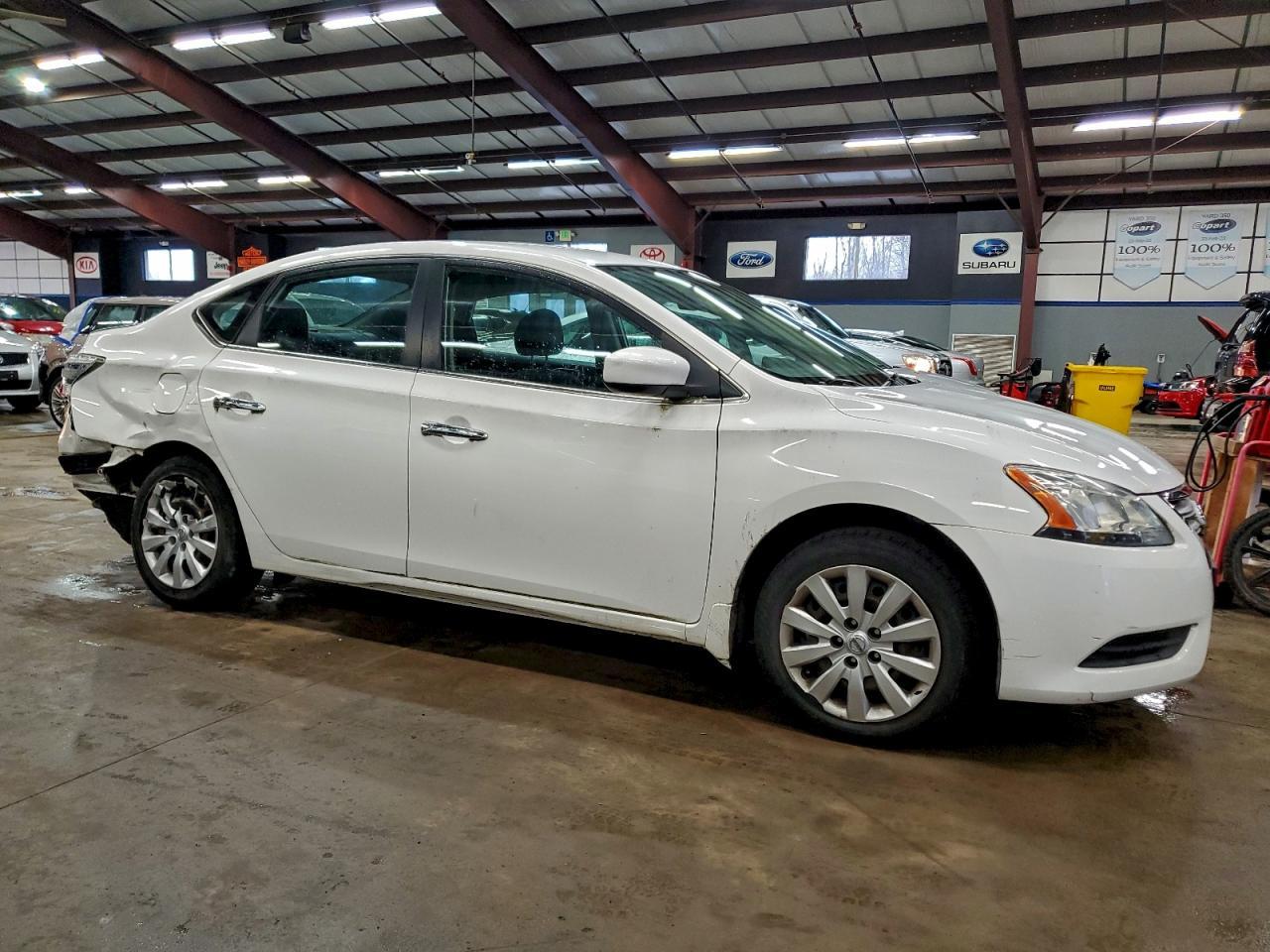2015 Nissan Sentra S - Фото 4