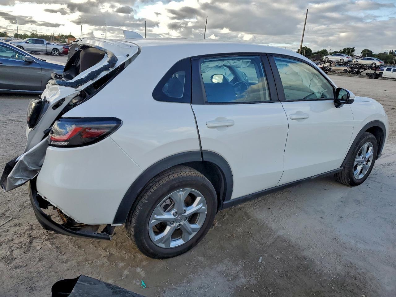 2025 Honda Hr-V Lx - Фото 3