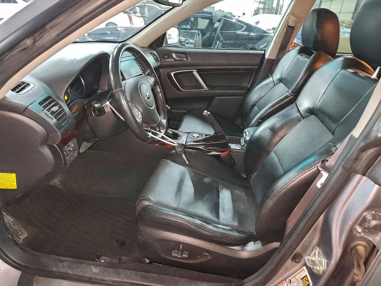 2009 Subaru Outback 2.5Xt Limited - Фото 7