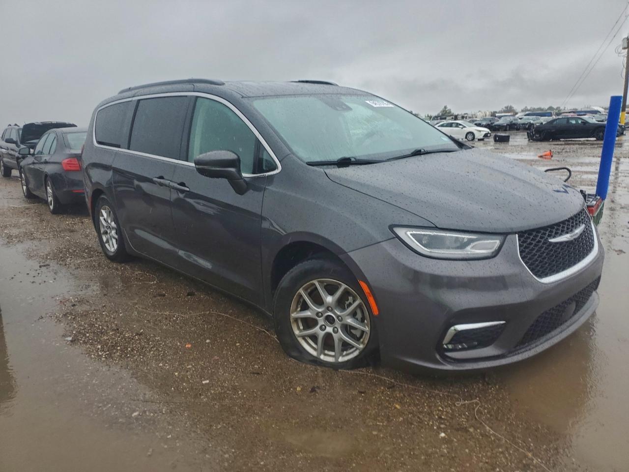 2022 Chrysler Pacifica Touring L - Фото 4