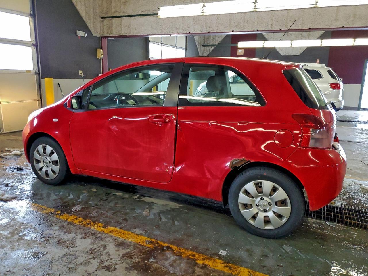 2008 Toyota Yaris - Фото 2