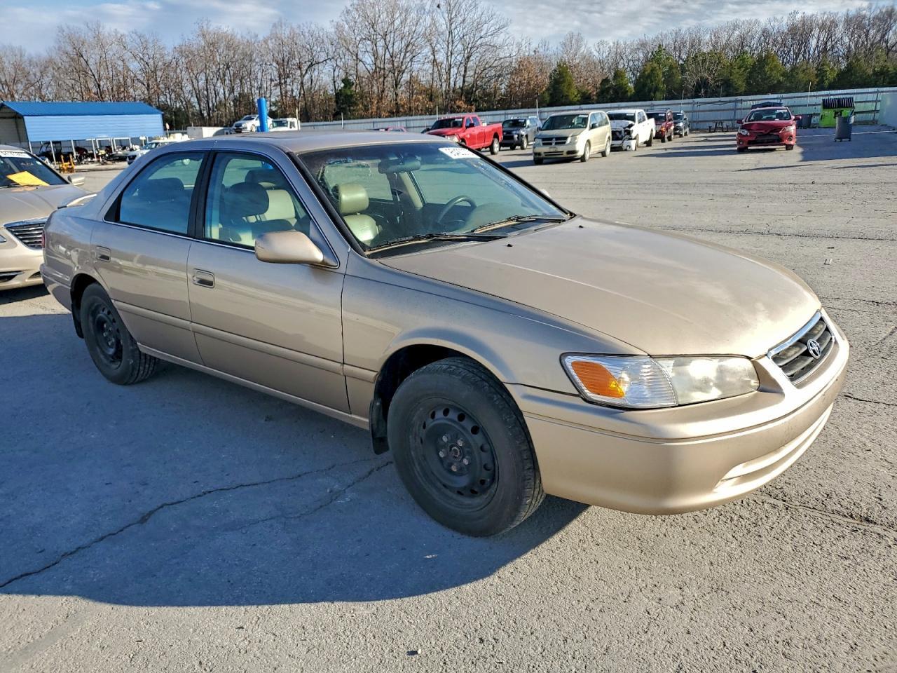 2000 Toyota Camry Le - Image 4