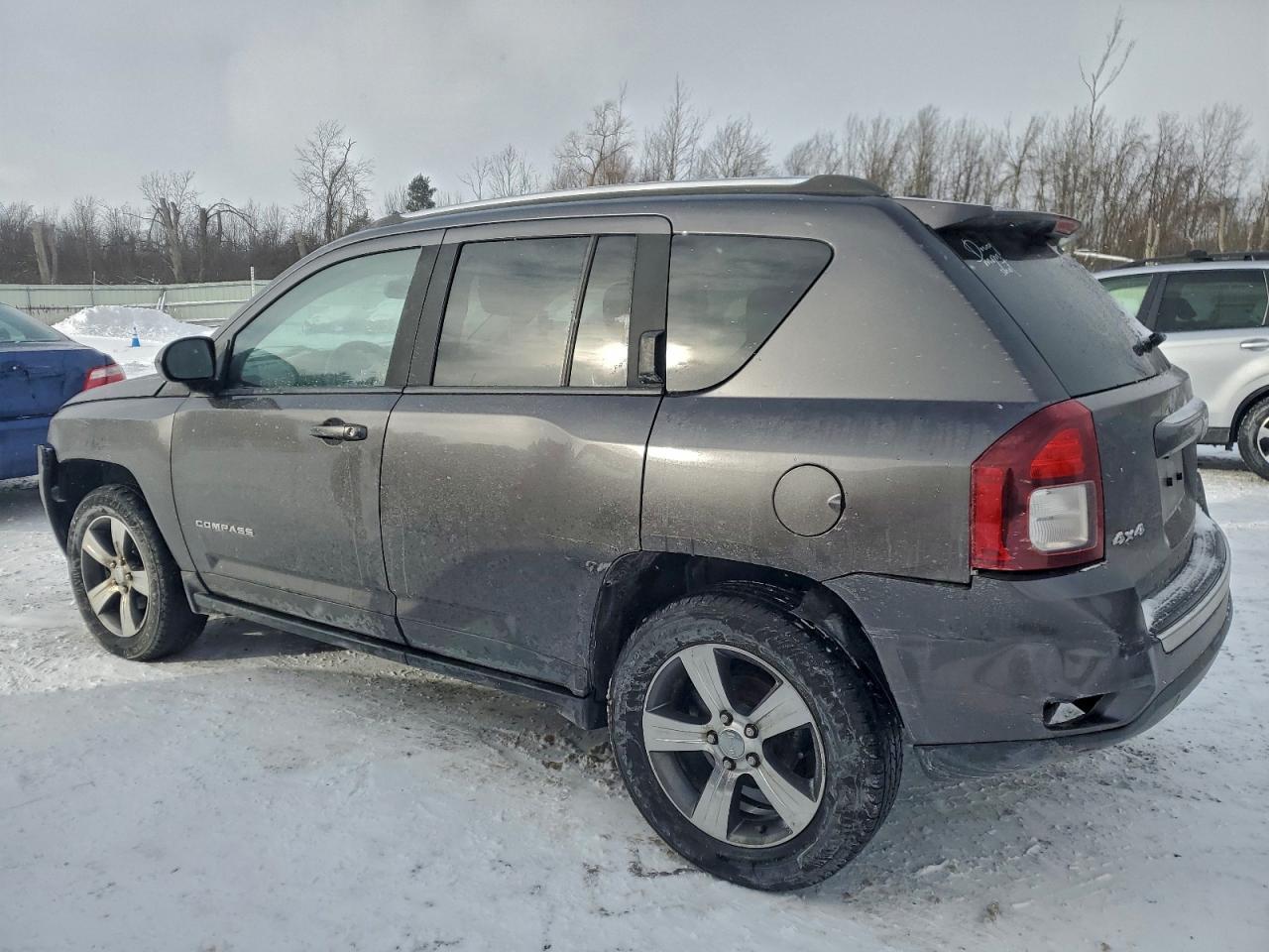 2016 Jeep Compass Latitude - Image 2