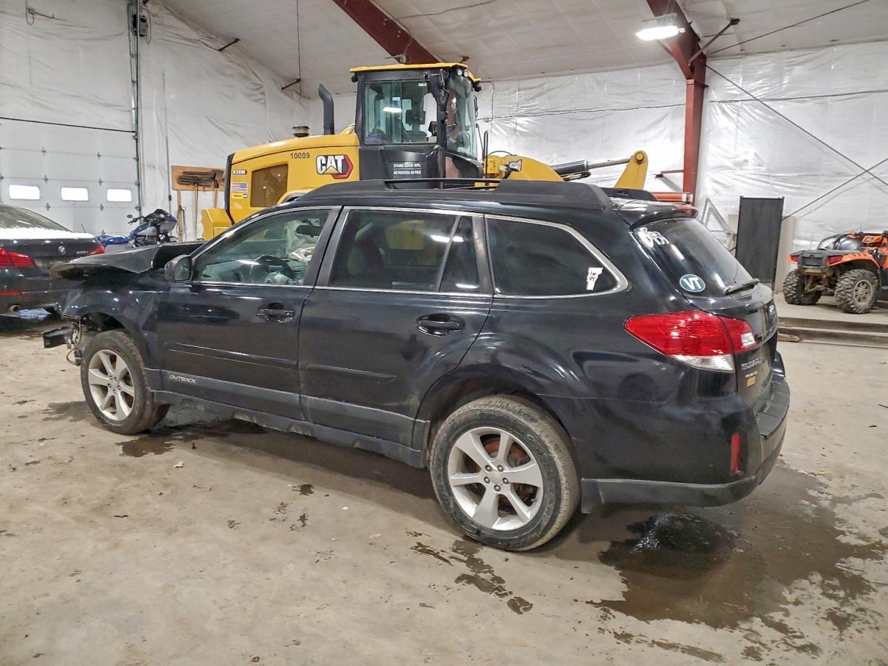 2013 Subaru Outback 2.5I Premium - Фото 2