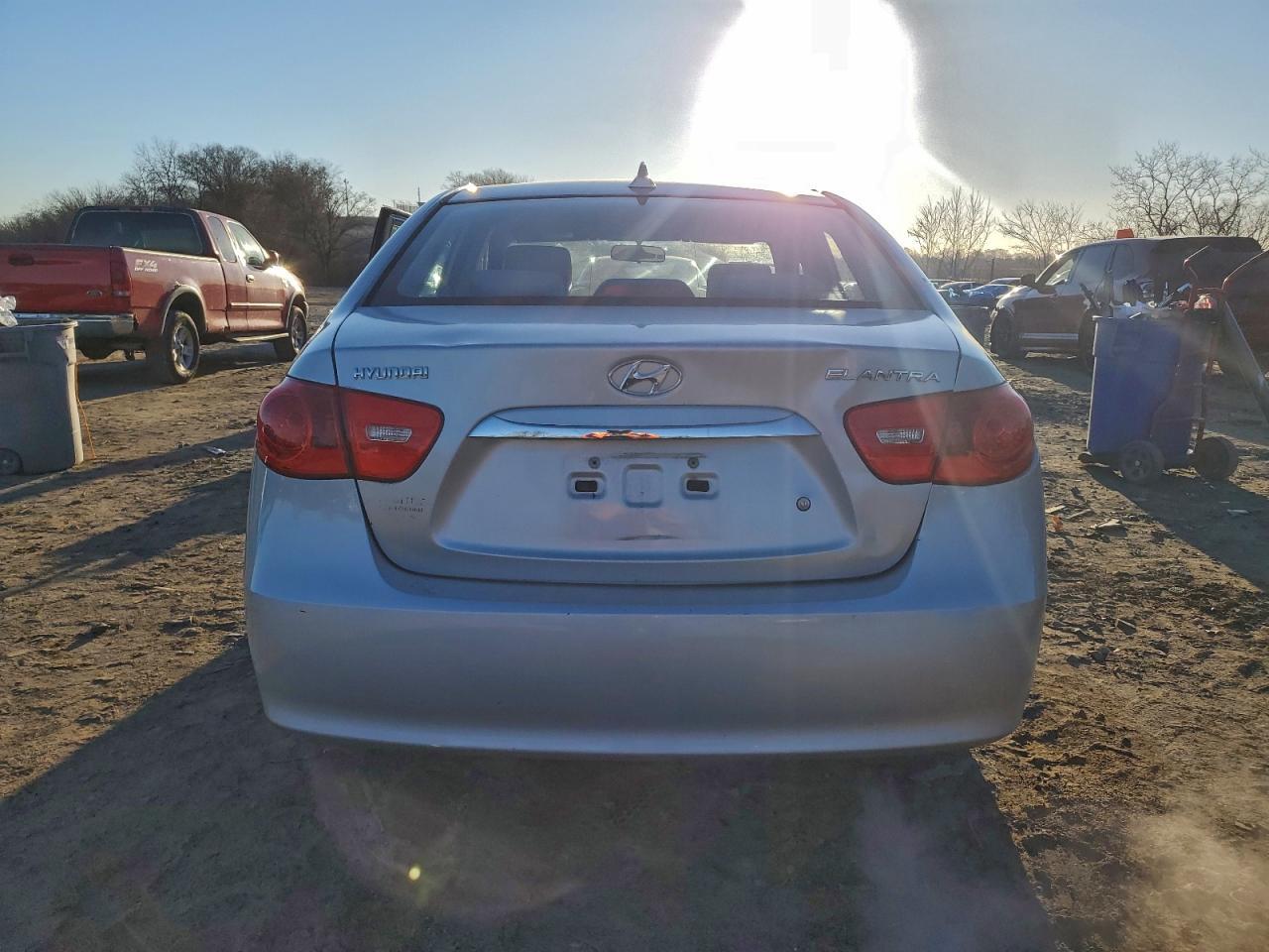 2010 Hyundai Elantra Blue - Image 6