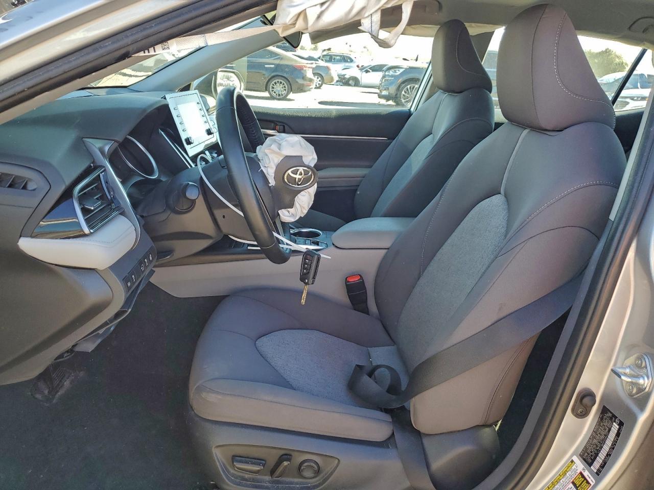 2023 Toyota Camry Le - Фото 7
