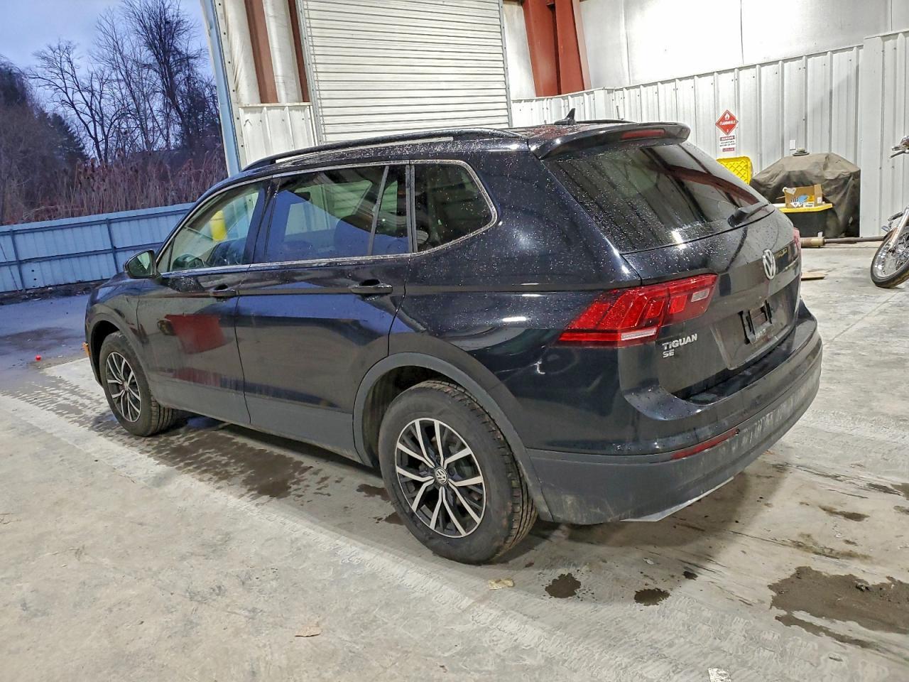 2019 Volkswagen Tiguan Se - Image 2