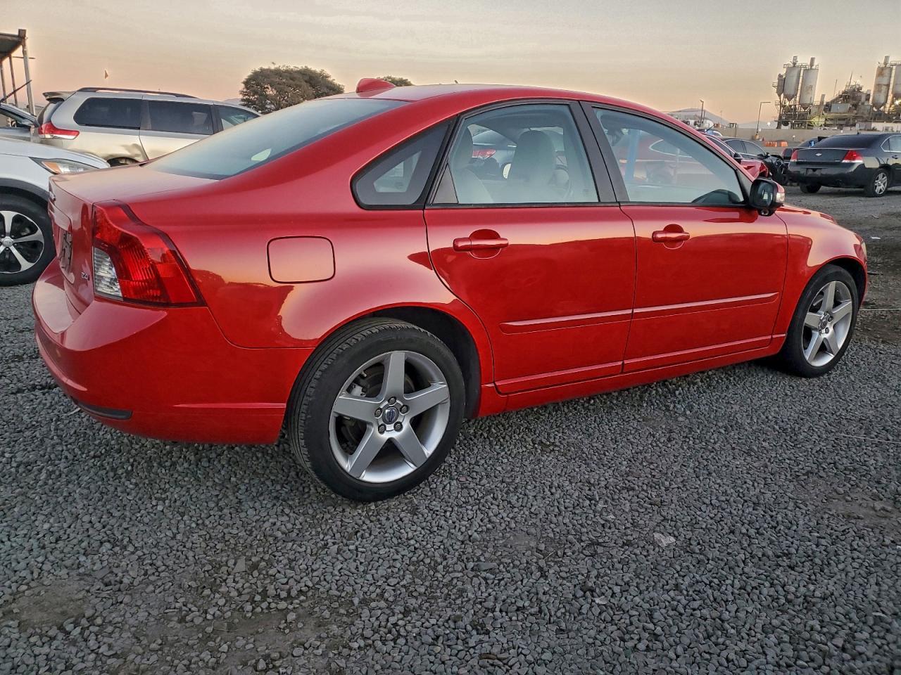 2008 Volvo S40 2.4I - Фото 3