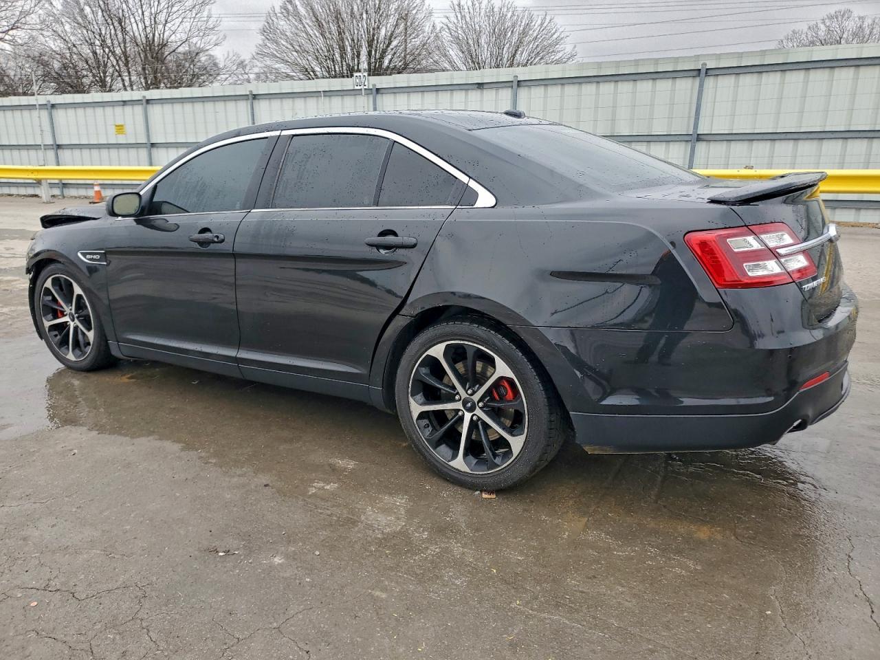 2014 Ford Taurus Sho - Фото 2