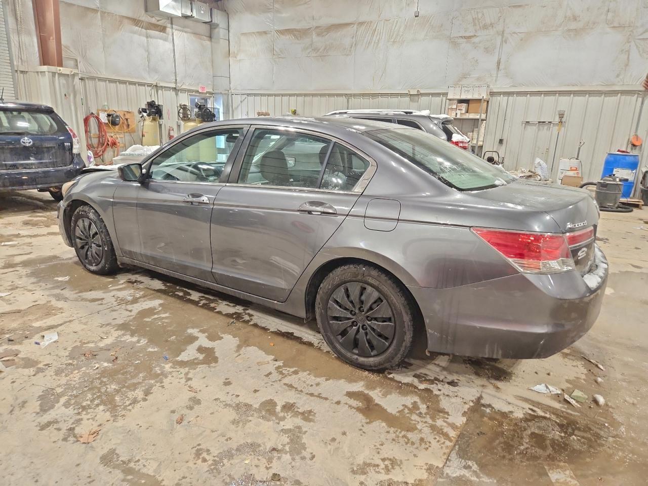 2011 Honda Accord Lx - Фото 2