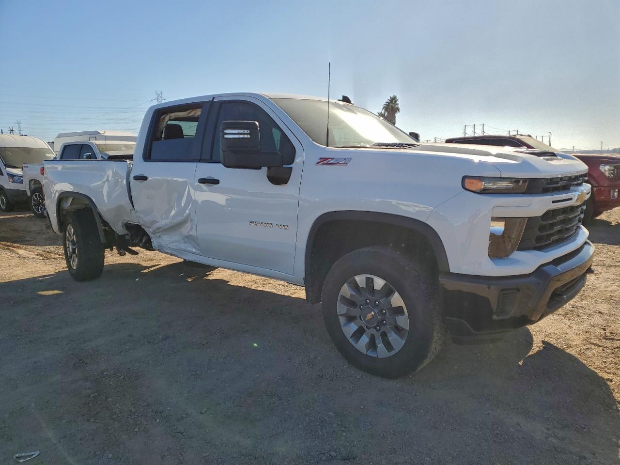 2026 Chevrolet Silverado K2500 Custom - Фото 4
