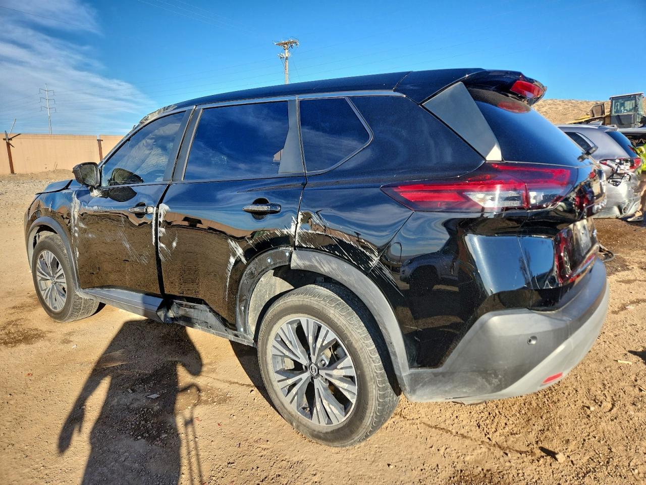 2023 Nissan Rogue Sv - Фото 2