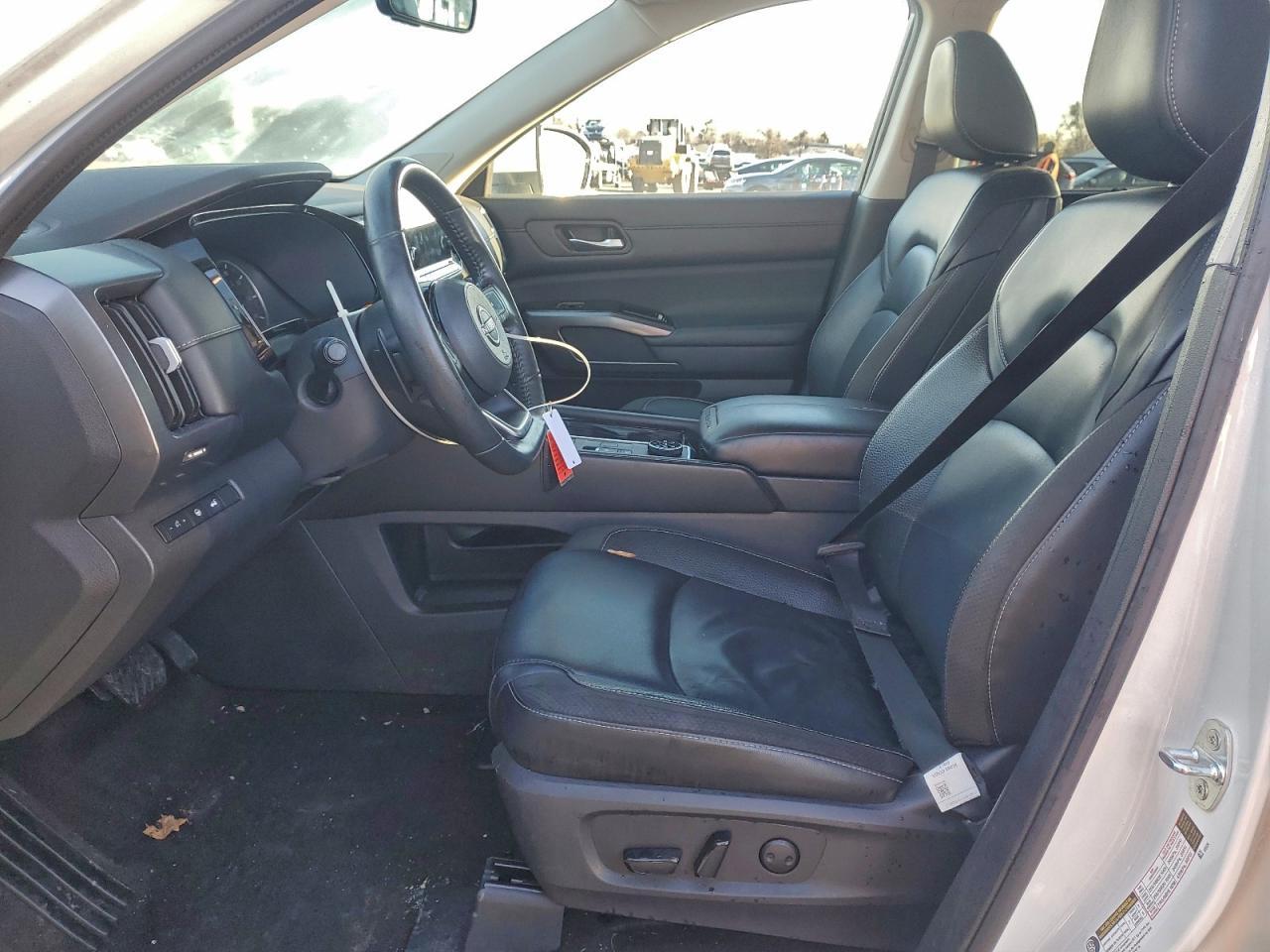 2023 Nissan Pathfinder Sl - Image 7