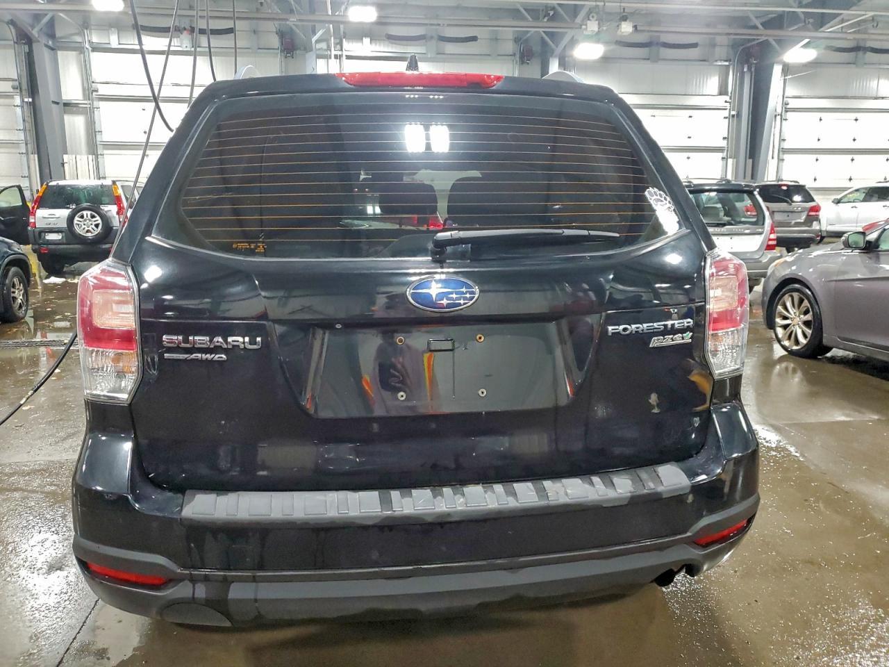 2017 Subaru Forester 2.5I - Фото 6