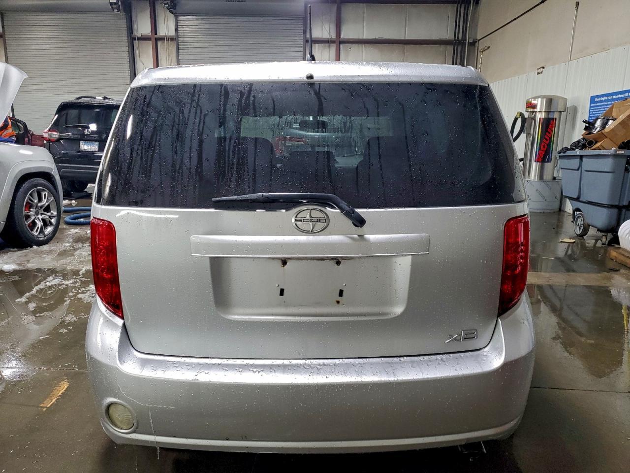 2008 Scion Xb Base - Фото 6
