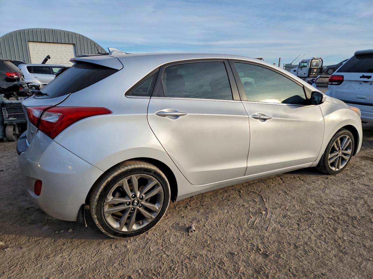 2016 Hyundai Elantra Gt - Фото 3