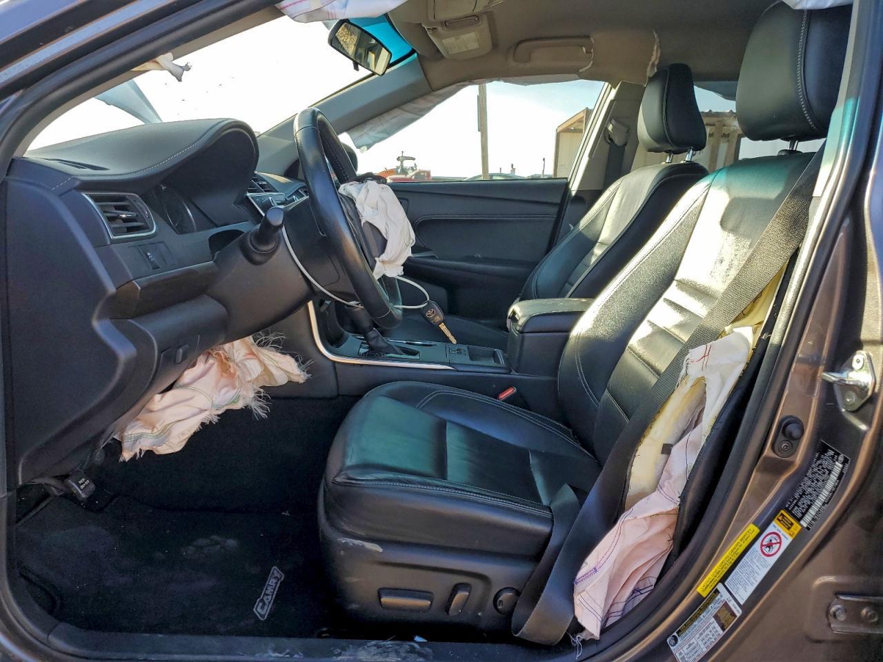2016 Toyota Camry Le - Фото 7