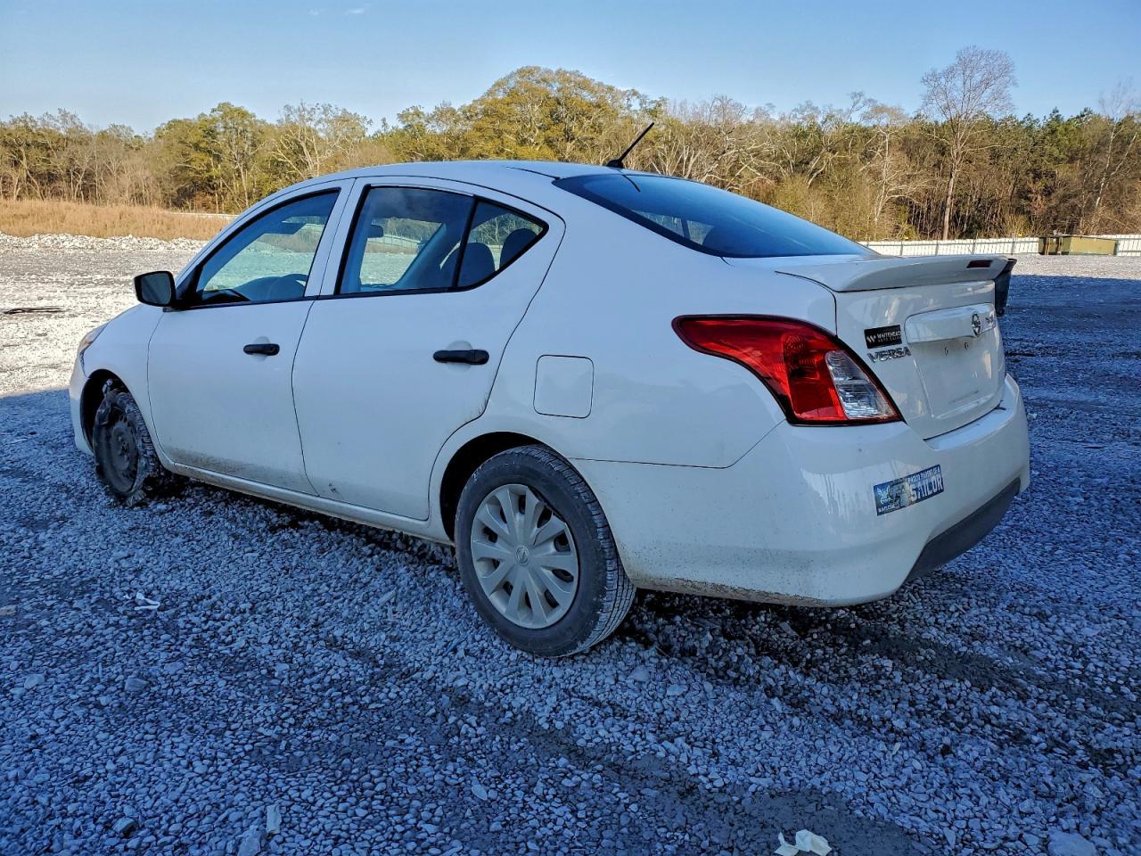 2018 Nissan Versa S - Image 2