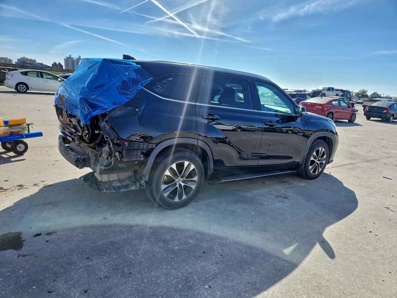 2020 Toyota Highlander Xle - Фото 3
