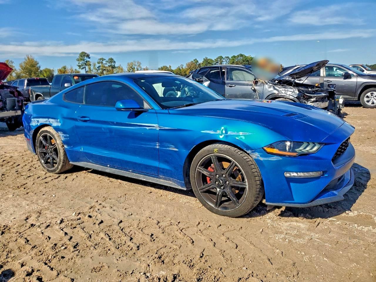 2020 Ford Mustang - Фото 4