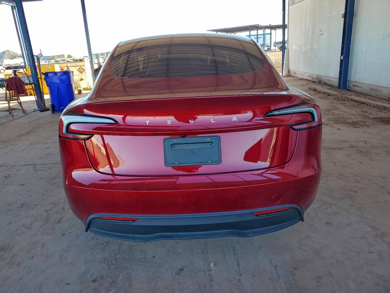 2024 Tesla Model 3 - Фото 6