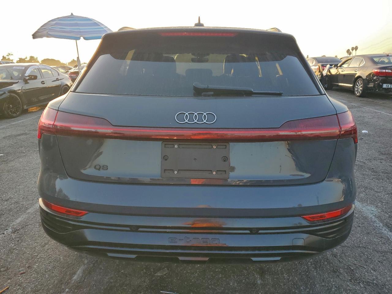 2024 Audi Q8 E-Tron Premium Plus - Фото 6