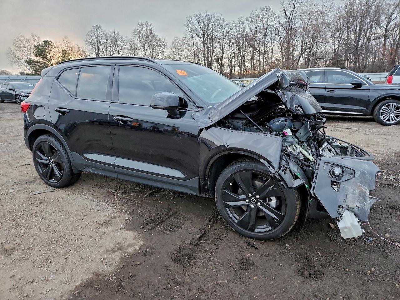 2023 Volvo Xc40 Ultimate - Фото 4