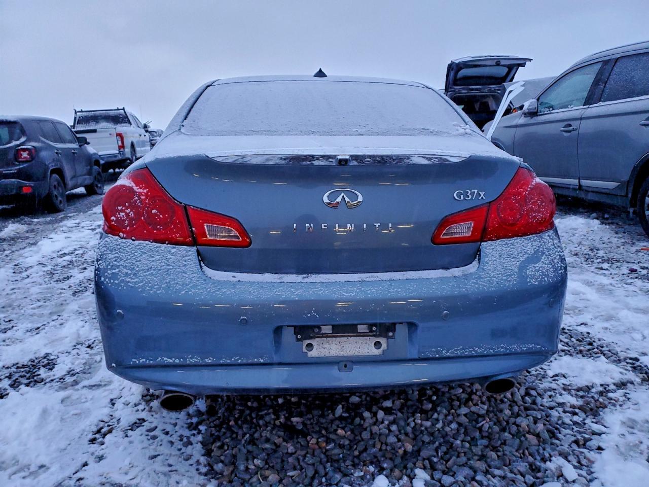 2010 Infiniti G37 - Фото 6