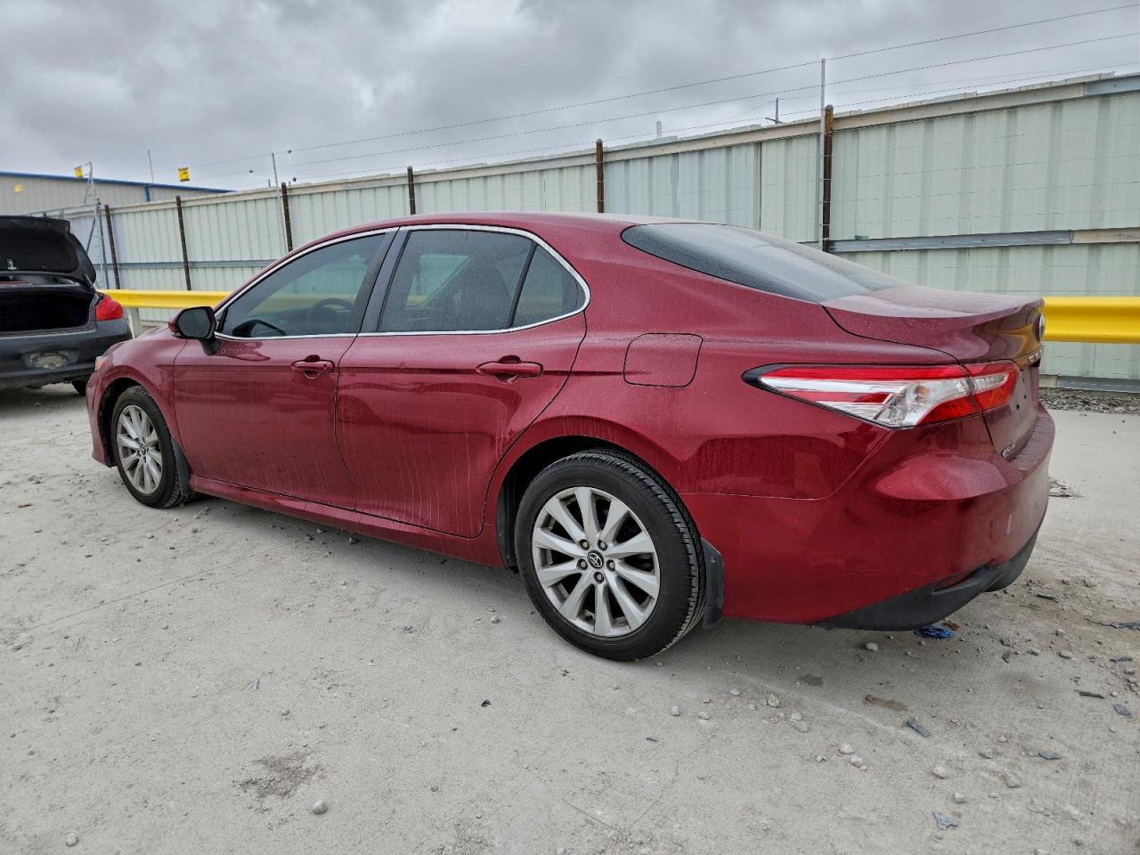 2018 Toyota Camry L - Image 2