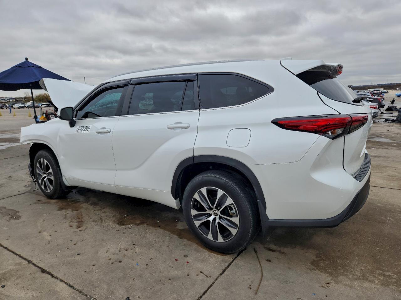 2023 Toyota Highlander Xle - Фото 2