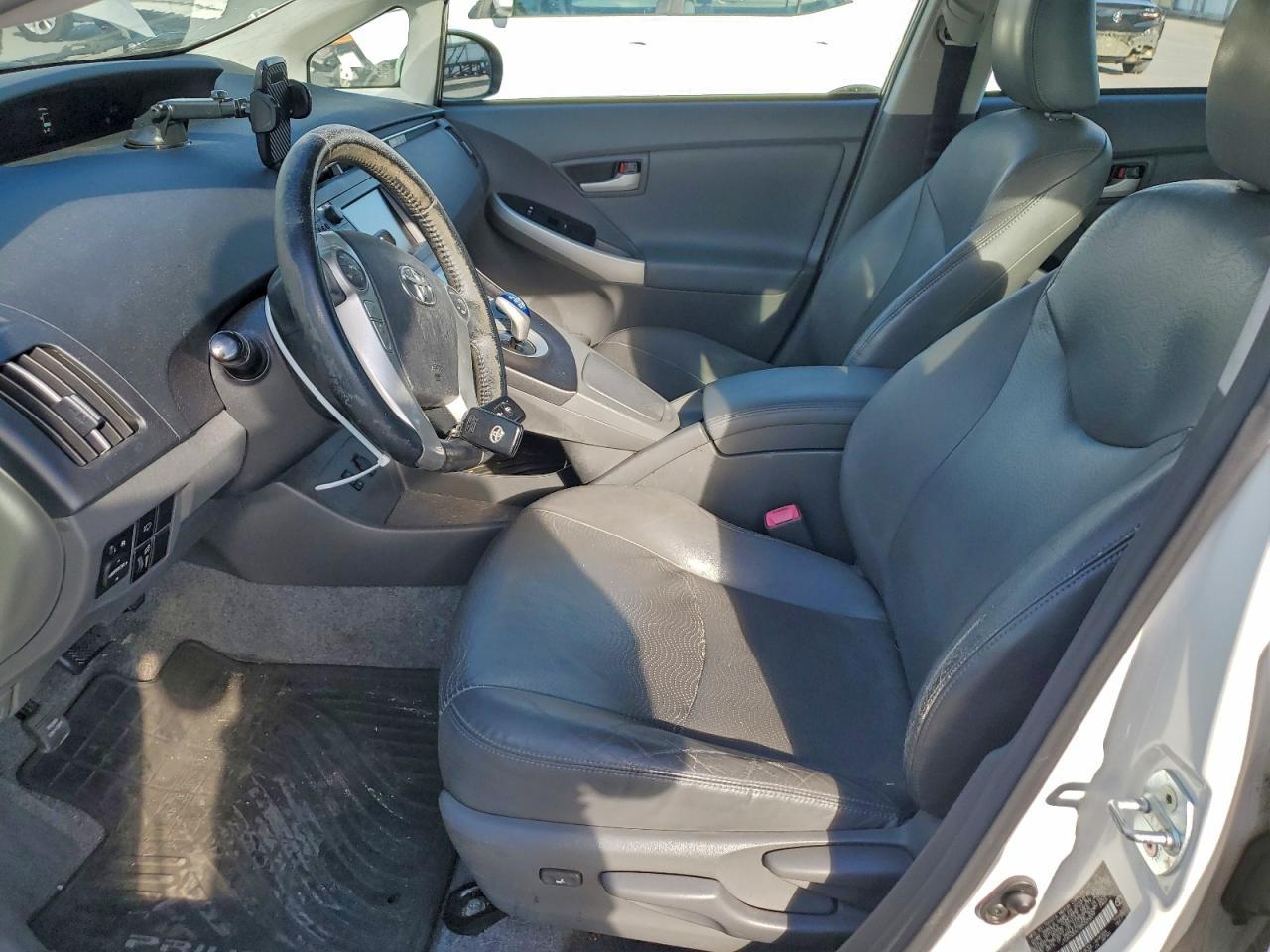 2011 Toyota Prius - Image 7