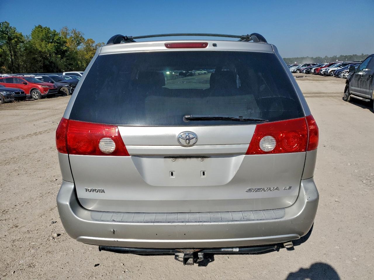 2006 Toyota Sienna - Фото 6